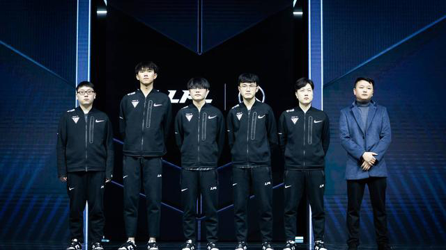 是备受关注 是备受关注