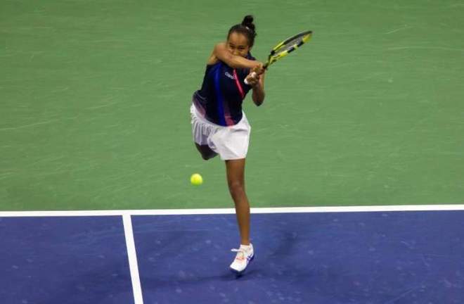 也呼应了广 也呼应了广