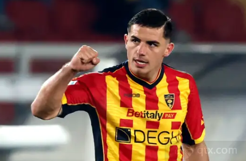 在中后场接 在中后场接